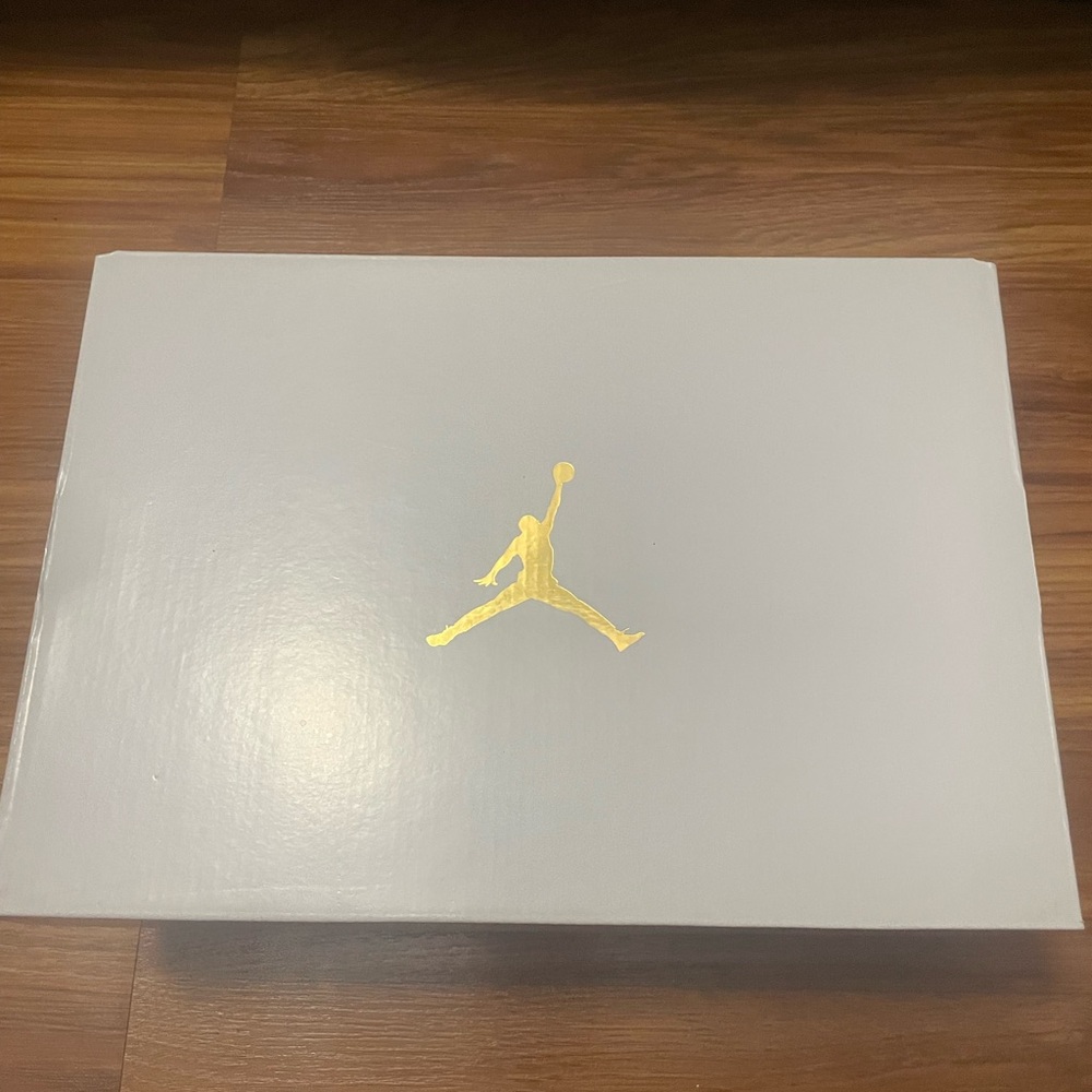 Jordan 1 Strawberries and cream - Picture 8 of 8